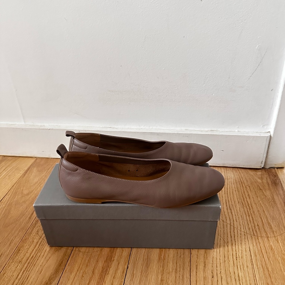 everlane glove flats